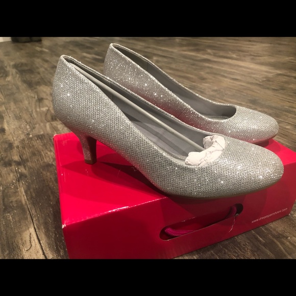 Heels - Picture 6 of 6